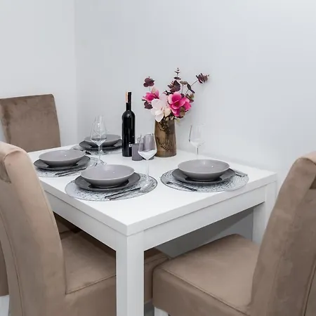 Sevo Apartment *