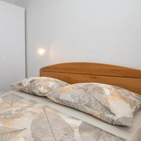 Apartment Sevo Baska Voda